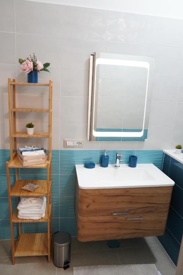 Vesuvius' Lovely Inn Ercolano Bagian luar foto